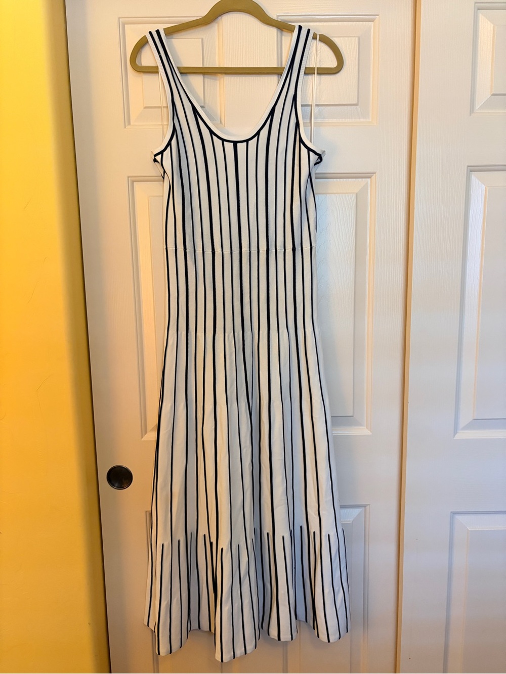 Viral H&M White and Black Minimalist Striped Maxi Dress size M